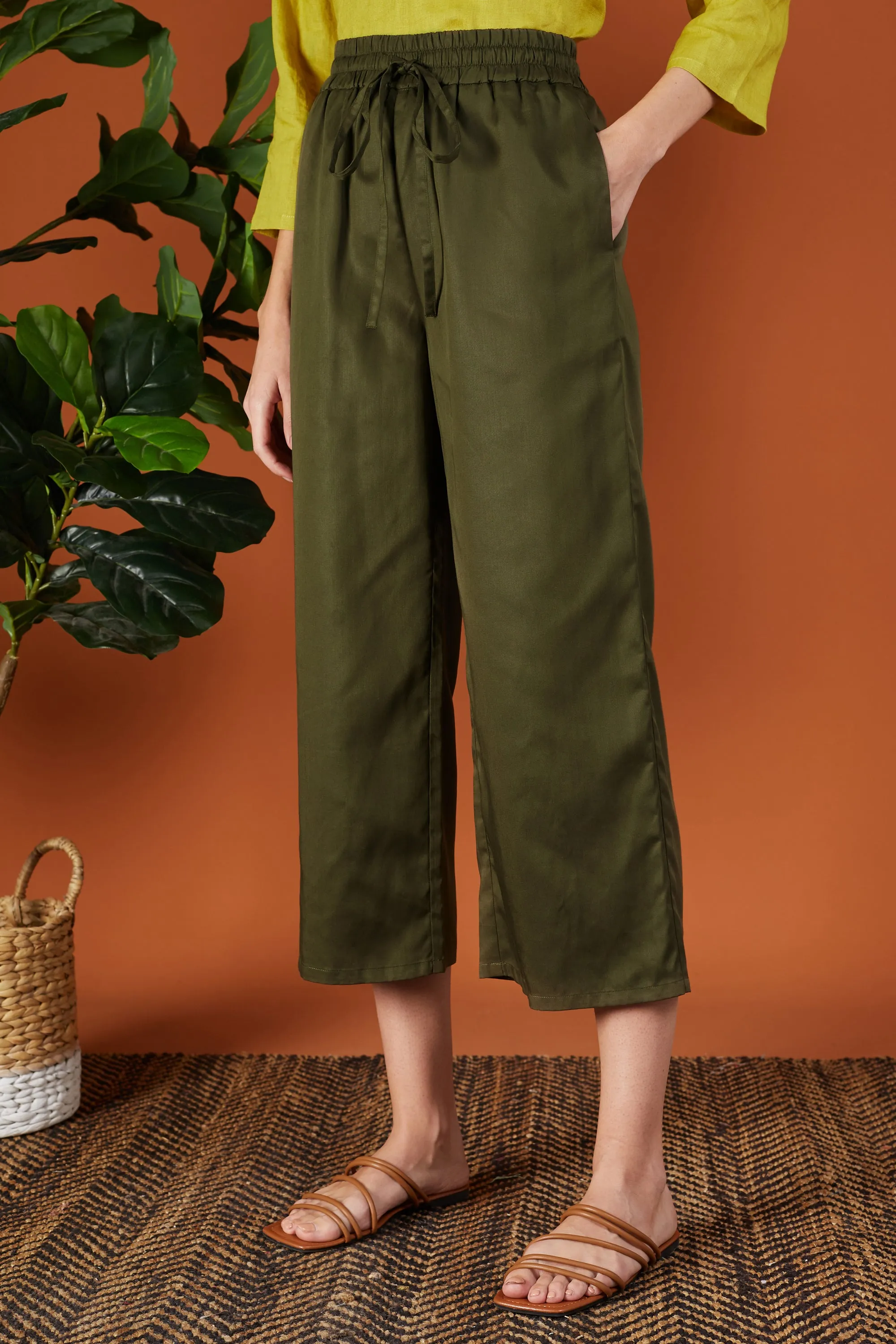 Raelynn Wide Leg Trousers