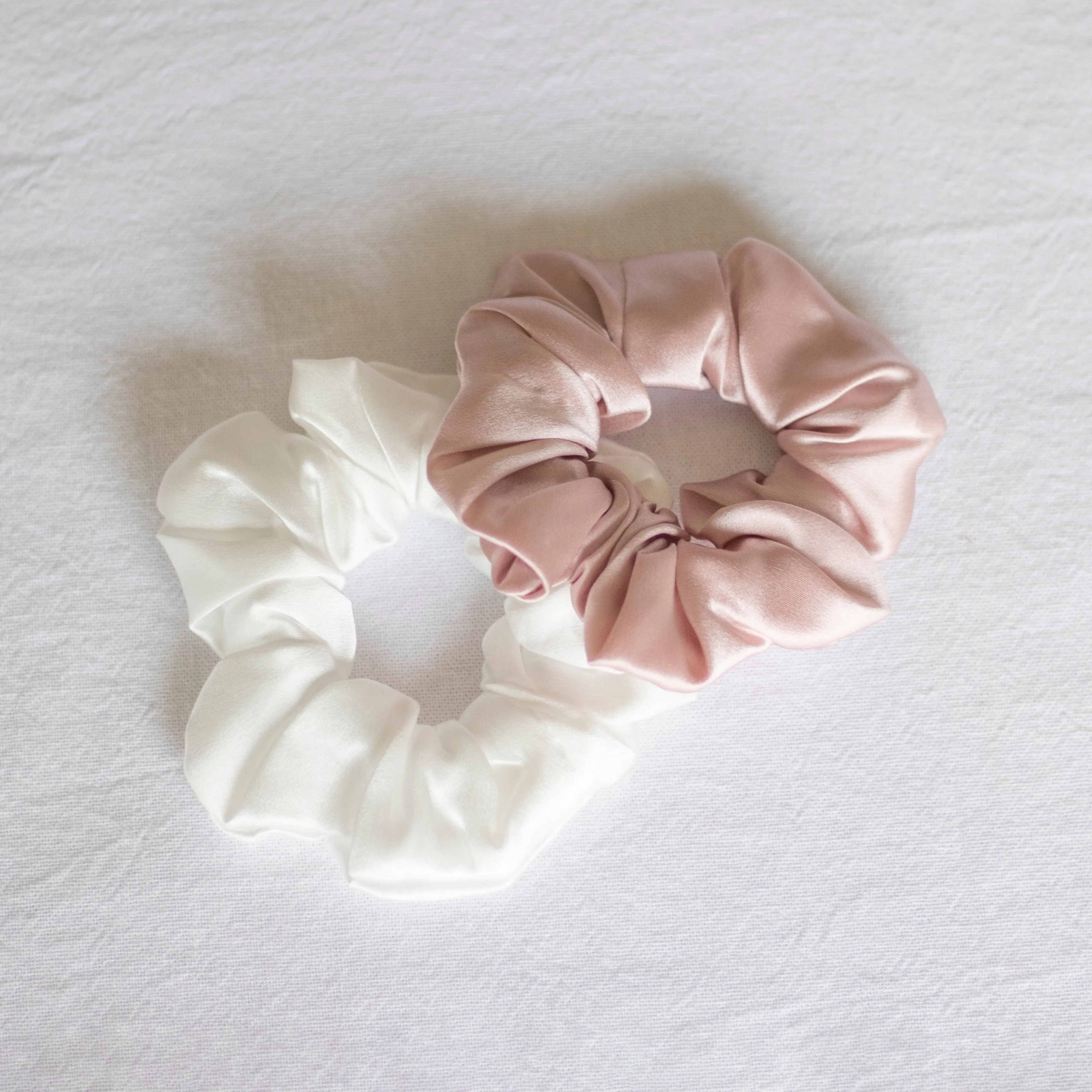 Silk scrunchie - Blush